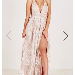 new york nights maxi dress in black